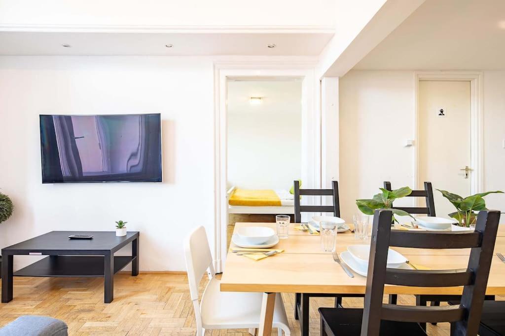 Cityscape Budget Vaci Budapest